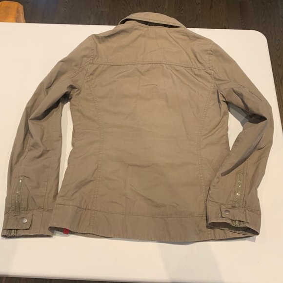 Winter Jacket - Picture 4 of 13